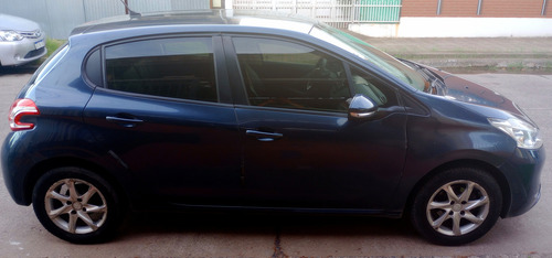 Peugeot 208 1.5 Allure Touchscreen