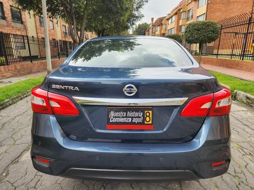 Nissan Sentra 1.8 B17 Fl Sense