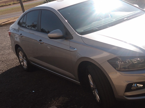 Imagem 2 de 8 de Volkswagen Virtus 2020 1.0 Comfortline 200 Tsi Aut. 4p