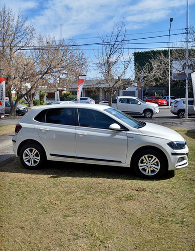 Imagen 4 de 16 de Volkswagen Polo Comfortline 2019
