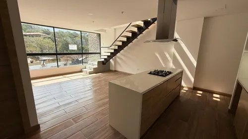 Apartamento En Venta En Loma Del Escobero. Cod V12705