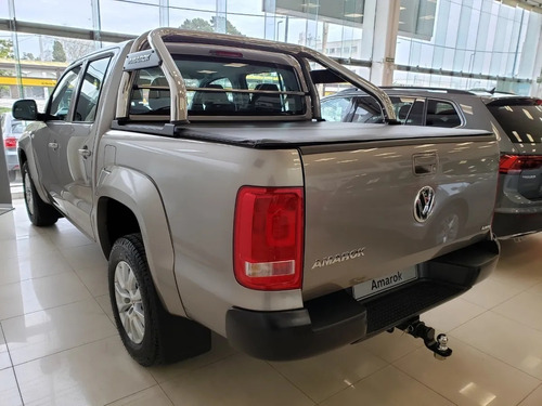 Imagen 4 de 15 de Volkswagen Amarok Comfortline 2.0 4x2 180cv At 0 Km 2022
