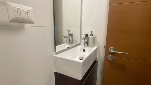 Townhouse En Arriendo De 3 Dorm./ Rooftop / Providencia