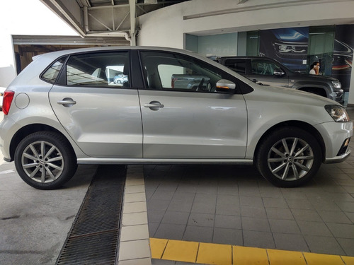 Imagen 3 de 15 de Volkswagen Polo Comfortline Plus At