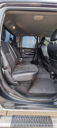 Dodge Ram 2500 Laramie 6.7