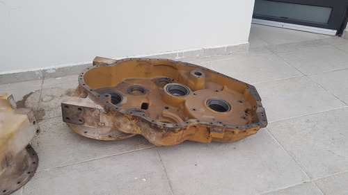 Carcasa Frontal Transmisión Motoniveladora Cat 6y-5728 Usada (Usado)