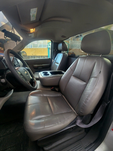 Imagen 8 de 17 de Chevrolet Silverado Lt Lt 4x4 14/15