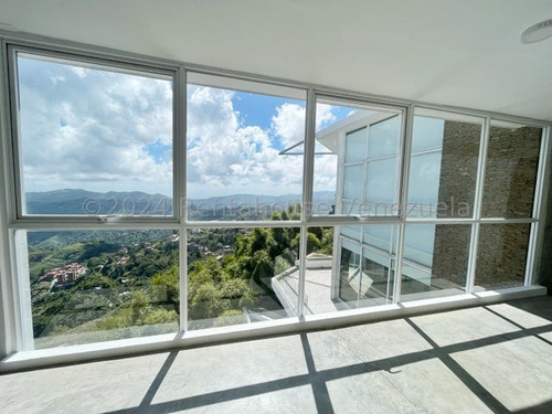 Ofrecemos En Alquiler Exclusivo Y Elegante Loft Ubicado En Oripoto 24-14767