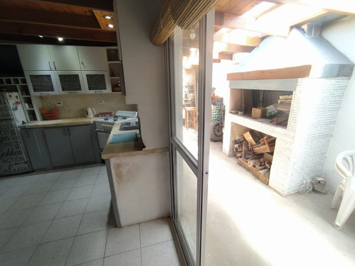 Casa En Venta 4 Ambientes, 2 Baños, Garage Y Quincho En Venta Barrio Los Tilos, Mar Del Plata