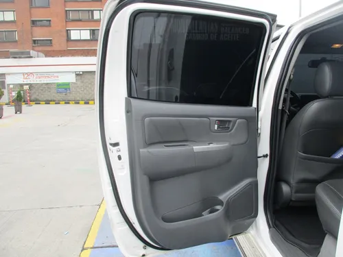 Toyota Hilux Srv 4x4 3000cc At Aa