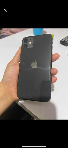 iPhone 11 Con Turbo Cargador. (Usado)