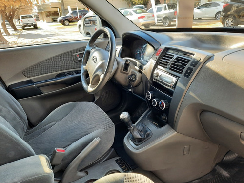 Imagen 7 de 9 de Hyundai Tucson 2wd 2.0 2010