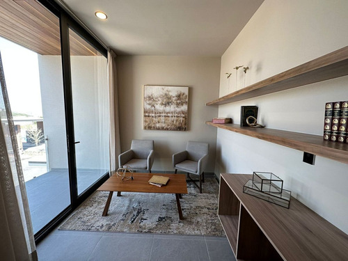 Se Vende Residencia De Autor En La Espiga Residencial, 4ta Recamara En Pb..