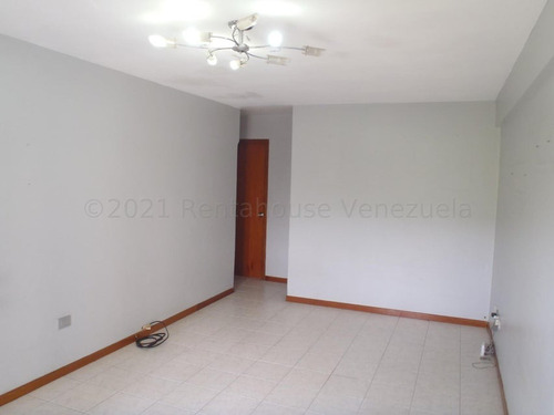 Apartamento En Venta En Colinas De Bello Monte  Ls #24-8327