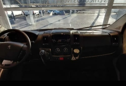 Imagen 11 de 16 de Peugeot Boxer Minibus