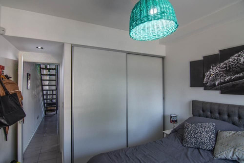 Imagen 13 de 16 de Ph Duplex Venta Castelar Norte