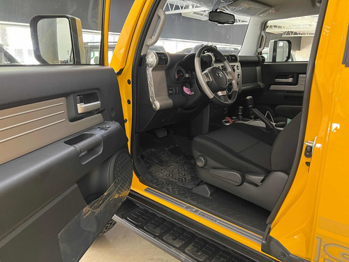 Imagen 9 de 14 de Toyota Fj Fj Cruiser