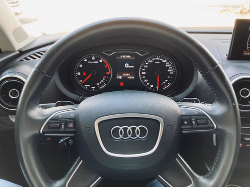 Imagen 14 de 15 de Audi A3 2016 1.4 Sedán Attraction At