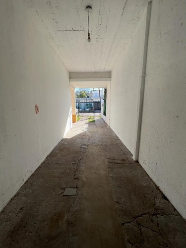 Imagen 9 de 12 de Casa En Venta En Castelar Sur