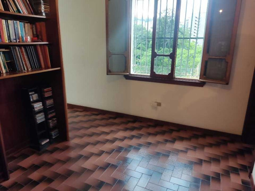 Imagen 12 de 23 de Bella Casa En Venta En Macaracuay En Calle Cerrada Pfmm