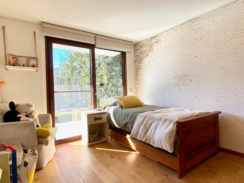 Se Vende Espectacular Casa En Condoinio / Con Novación