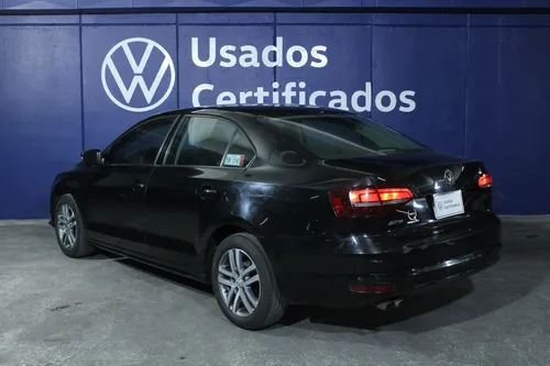 Volkswagen Jetta 2.5 Trendline Tiptronic At