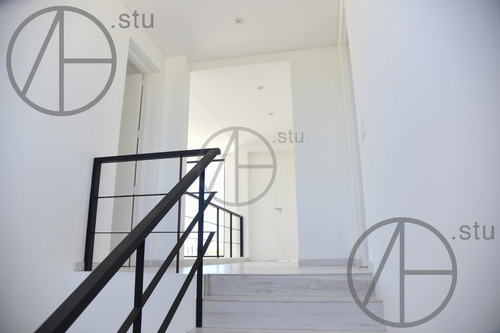 Casa Venta Al Agua Acacias Puertos Escobar