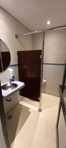 Imagen 3 de 18 de Importante Inmueble Comercial De 630mts2 - Alberdi Al 200 - Quilmes Centro