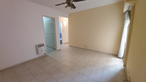Venta Departamento 3 Ambientes Flores Lavadero