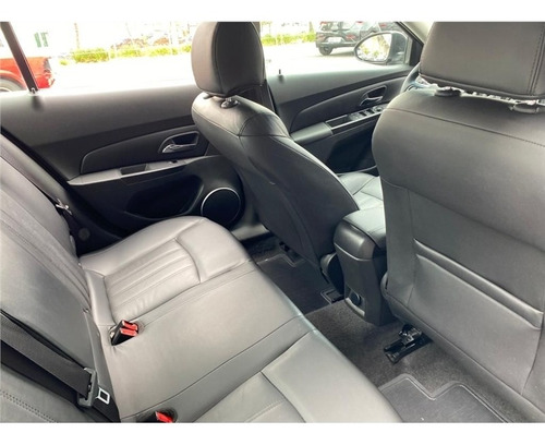 Imagem 8 de 15 de Chevrolet Cruze 1.8 Lt 16v Flex 4p Automático