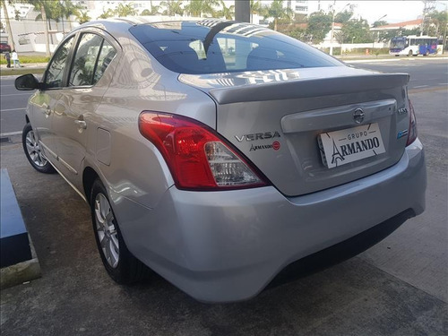 Imagem 2 de 8 de Nissan Versa 1.6 16v Sv