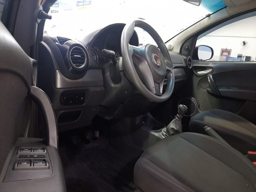 Grand Siena 1.4 Mpi Attractive 8v Flex 4p Manual 2014/2014