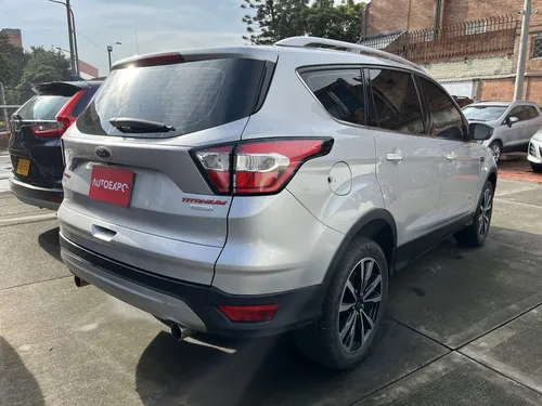 Ford Escape TITANIUM TURBO SEC 2,0 4X4
