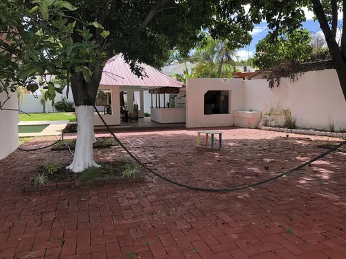 Se Vende Casa De Una Sola Planta En La Colonia Los Laureles