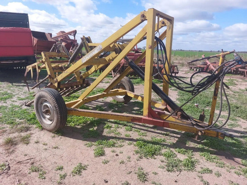 Imagen 4 de 4 de Elevador De Rollos Y Cargador De Silo