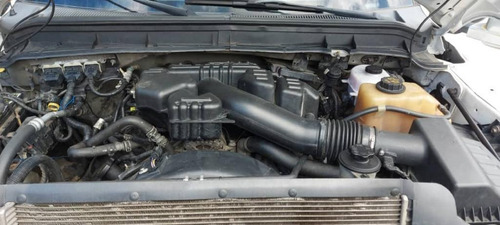 Imagen 5 de 9 de Super Dutty Motor 6.0 2 Puertas Blanco