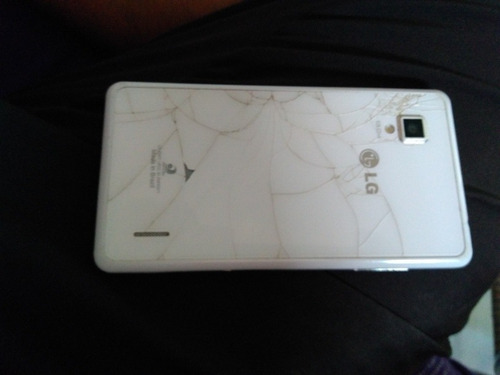 Celular LG E977