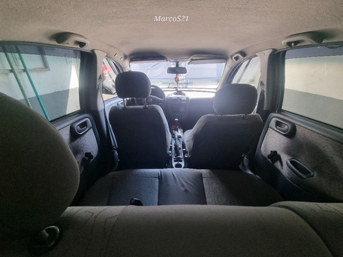 Chevrolet Corsa 1.8 Maxx Flex Power 5p