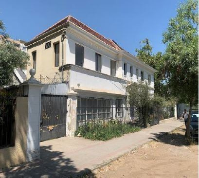 Casa En Venta De 11 Dorm. En Ñuñoa