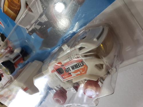 Hot Wheels Semi Remolque Red Planet Transport Con Carrito