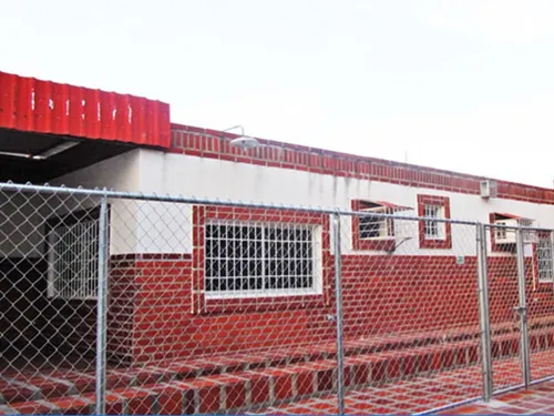 Local Comercial, Urb. Rio Caura.