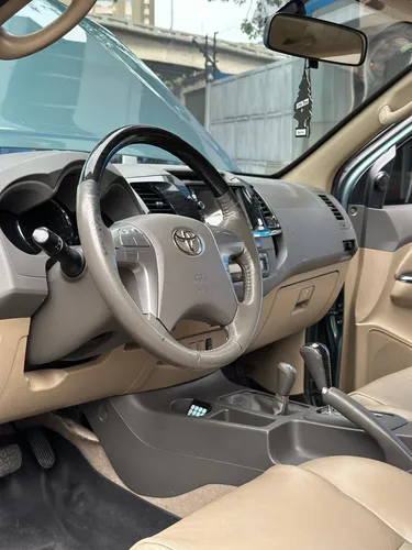 Toyota Fortuner 2012 Automático