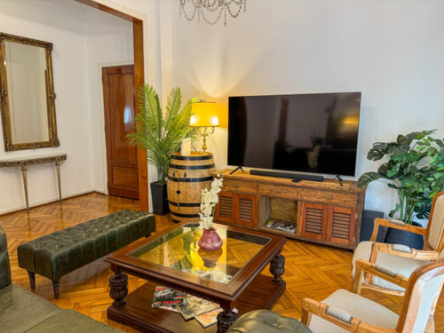 Departamento Amplio Estilo Frances En Recoleta