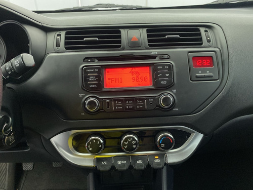 Kia Rio Ub Ex