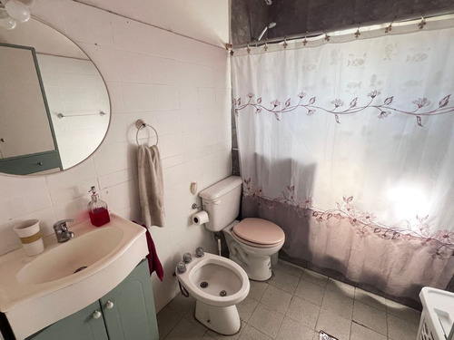 Venta Casa 3 Amb - Cochera Quincho Jardin. Palomar