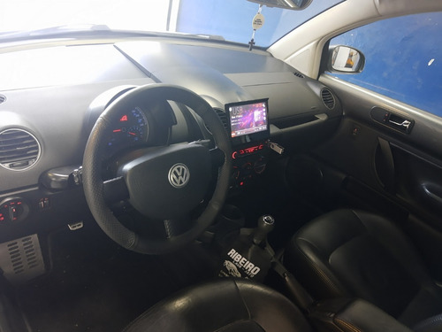 Imagem 8 de 10 de Volkswagen New Beetle