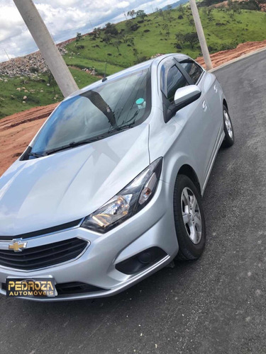 Imagem 4 de 10 de Chevrolet Onix 2018 1.4 Lt Aut. 5p
