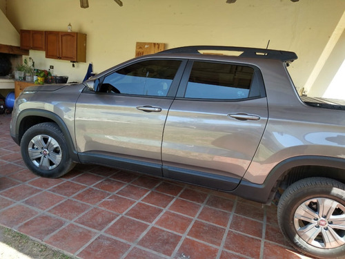 Vendo Fiat Toro 1.8 Nafta Freedom At6 2020