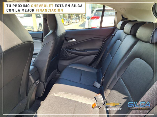 Imagen 9 de 13 de Chevrolet Onix Premier Turbo 2024 Gris Plata 0km