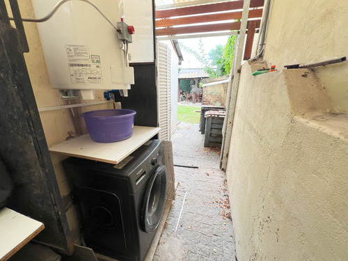 Venta Casa 3 Amb. Reciclada Con Jardín, Pileta, Quincho Y Playroom!!!